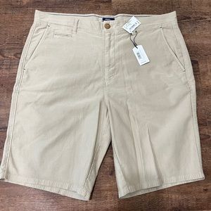Johnnie-o Mens shorts NWT Sz 36